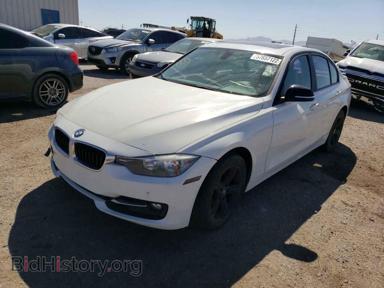 2012 BMW 3 SERIES - VIN: WBA3A5C59CF257154 - Фото 2