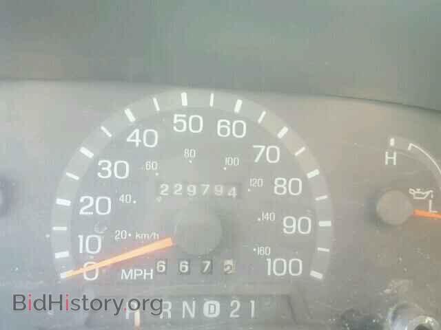 2000 FORD ECONOLINE - VIN: 1FBSS31L8YHA55889 - Фото 8