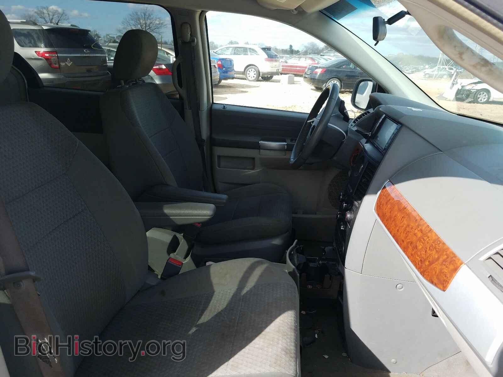 2008 CHRYSLER MINIVAN - VIN: 2A8HR54P68R710057 - Photo 5