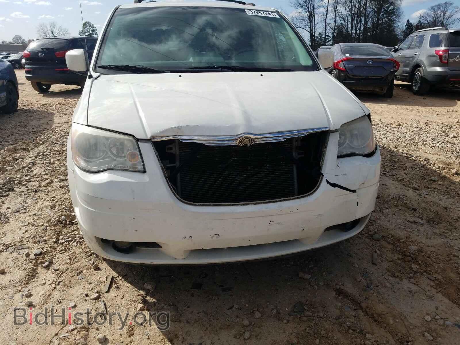 2008 CHRYSLER MINIVAN - VIN: 2A8HR54P68R710057 - Photo 9