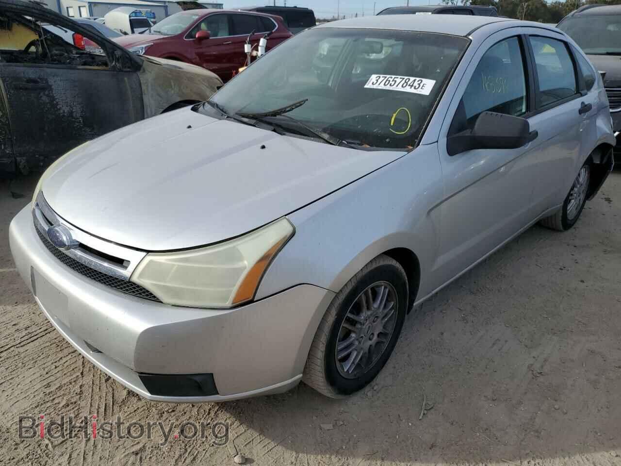 Photo 1FAHP3FN3AW228176 - FORD FOCUS 2010