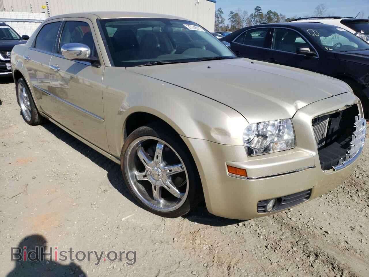 Photo 2C3CA4CD0AH209675 - CHRYSLER 300 2010
