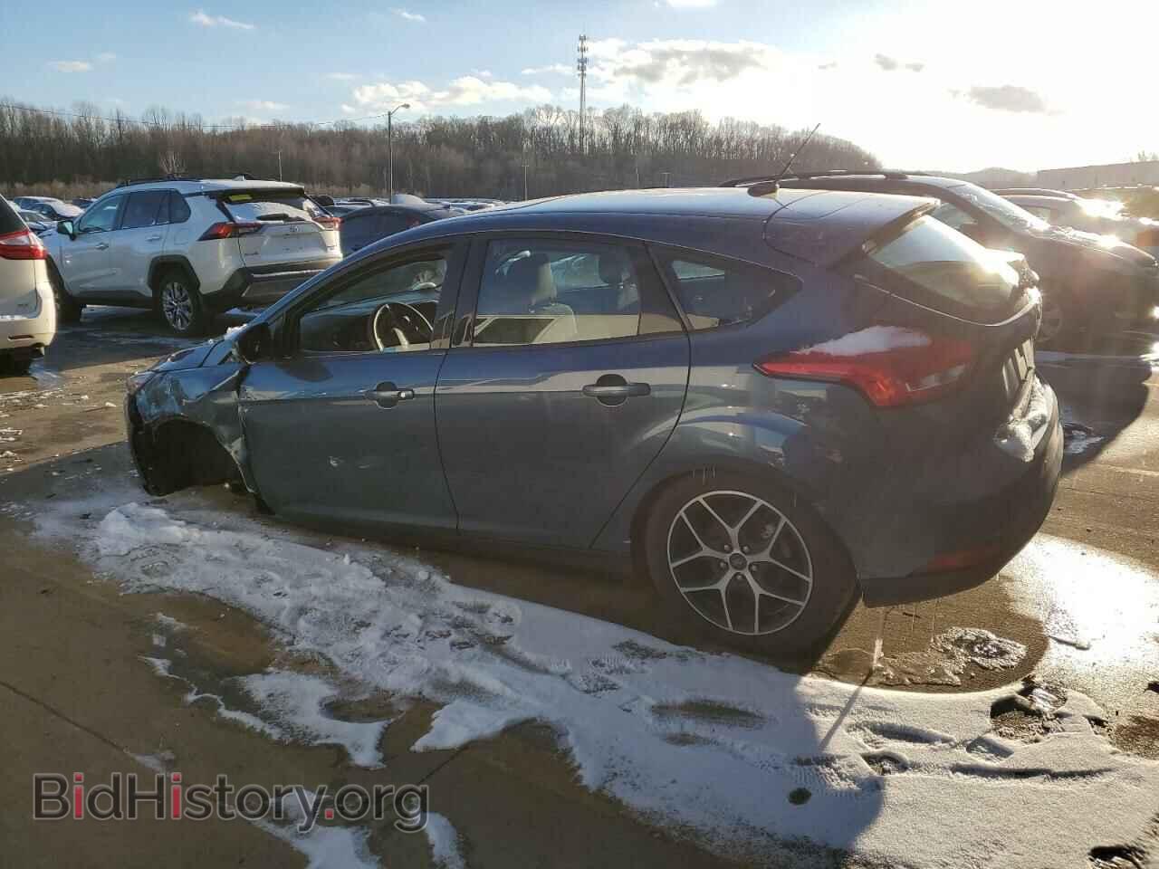 2018 FORD FOCUS - VIN: 1FADP3M2XJL301505 - Фото 2