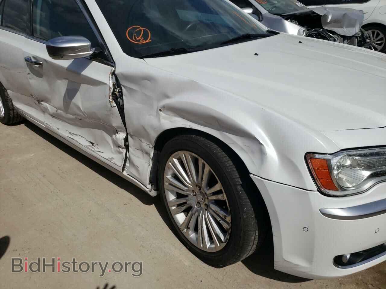 2012 CHRYSLER 300 - VIN: 2C3CCACG5CH274608 - Фото 9