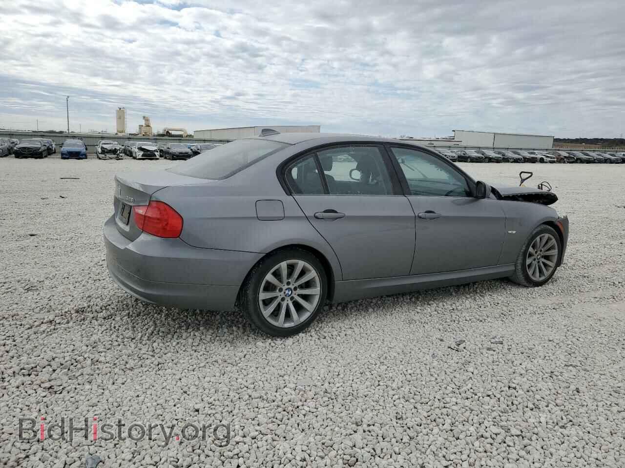 2011 BMW 3 SERIES - VIN: WBAPH7C56BE852184 - Фото 3