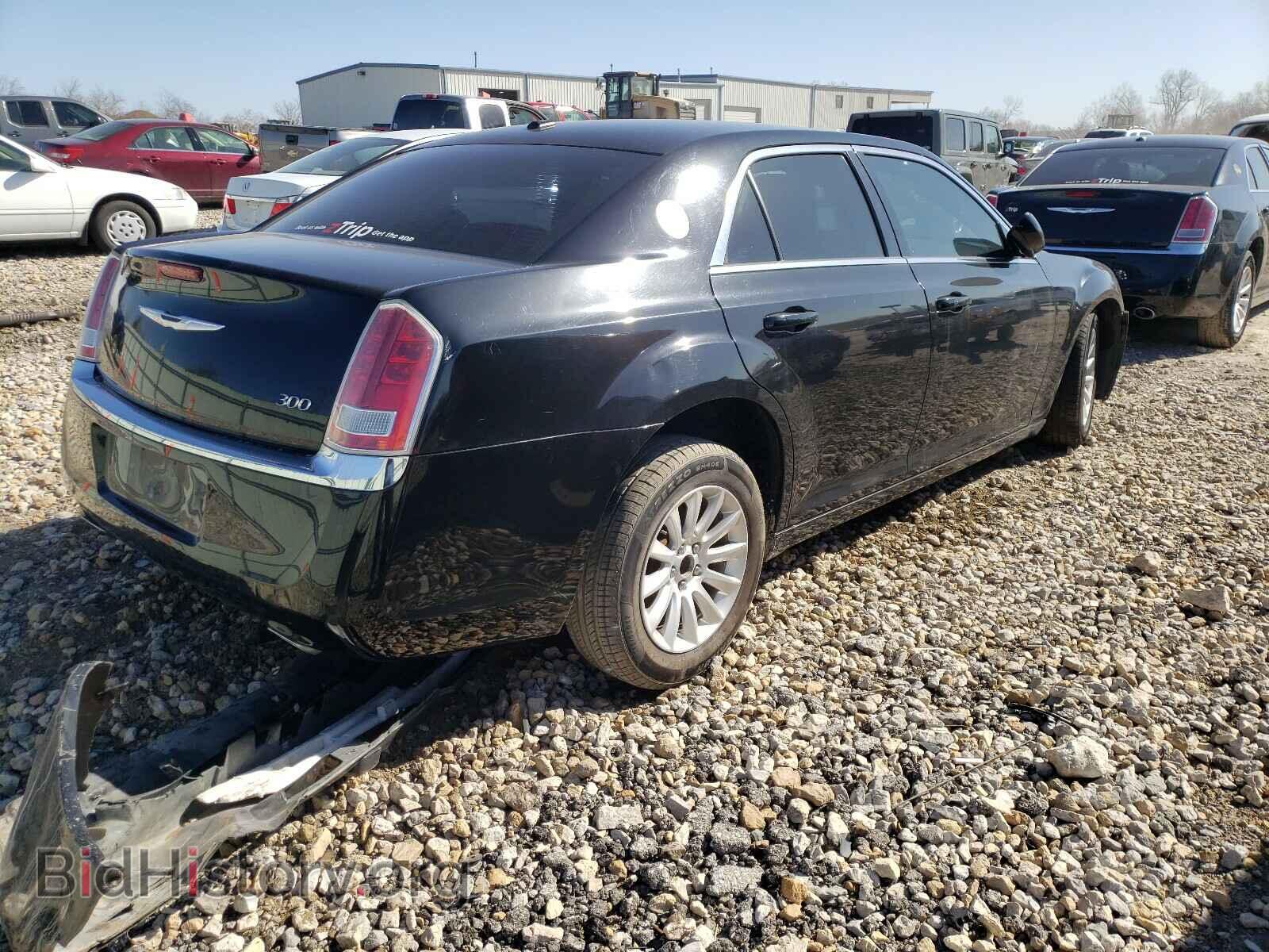 2014 CHRYSLER 300 - VIN: 2C3CCAAG0EH264803 - Фото 4