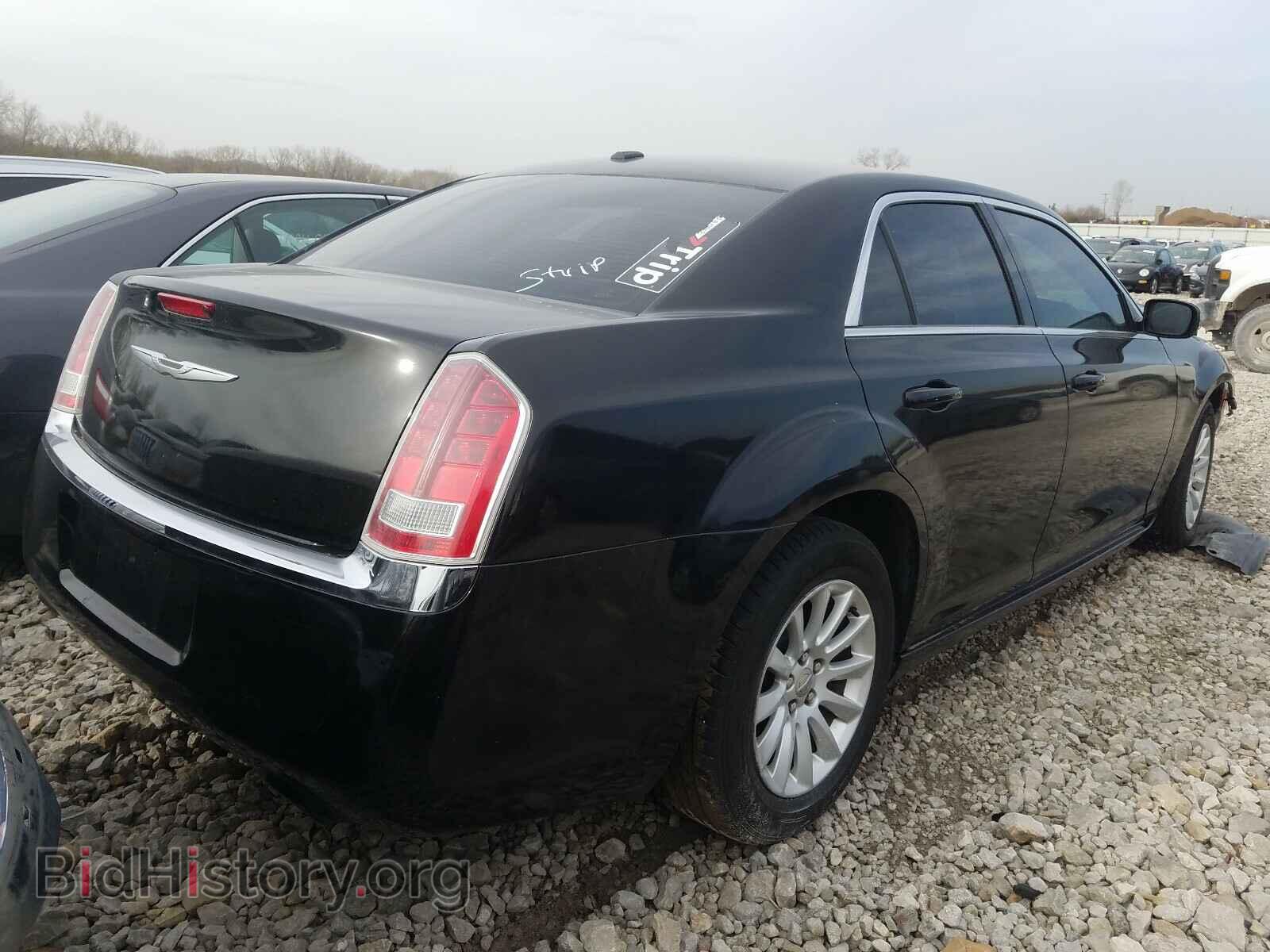 2014 CHRYSLER 300 - VIN: 2C3CCAAG9EH169706 - Фото 4