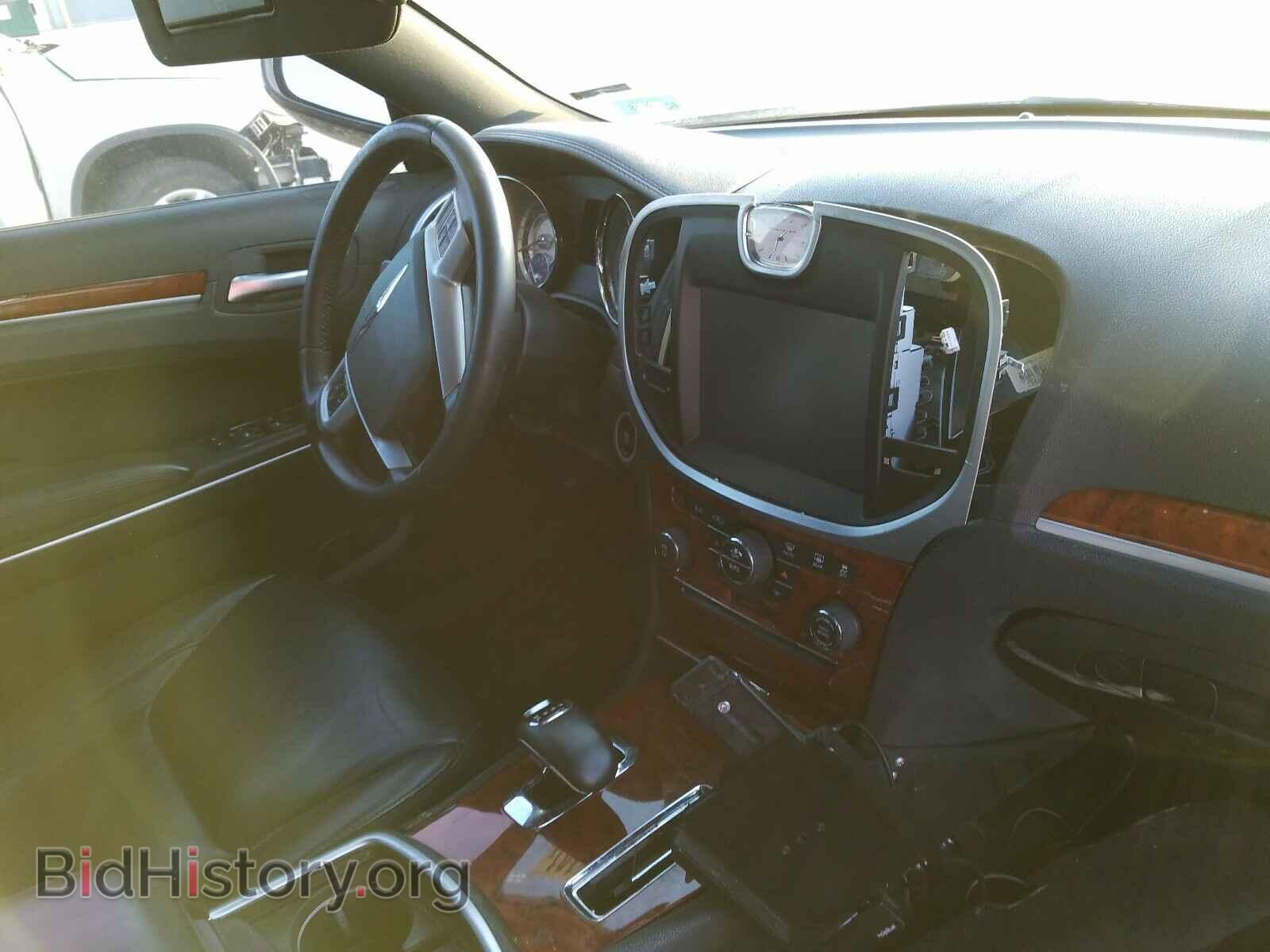 2014 CHRYSLER 300 - VIN: 2C3CCAAG0EH128042 - Фото 9