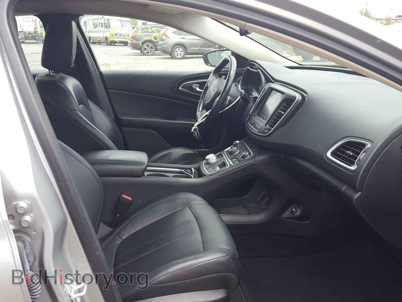 2016 CHRYSLER 200 - VIN: 1C3CCCCG1GN100740 - Фото 5