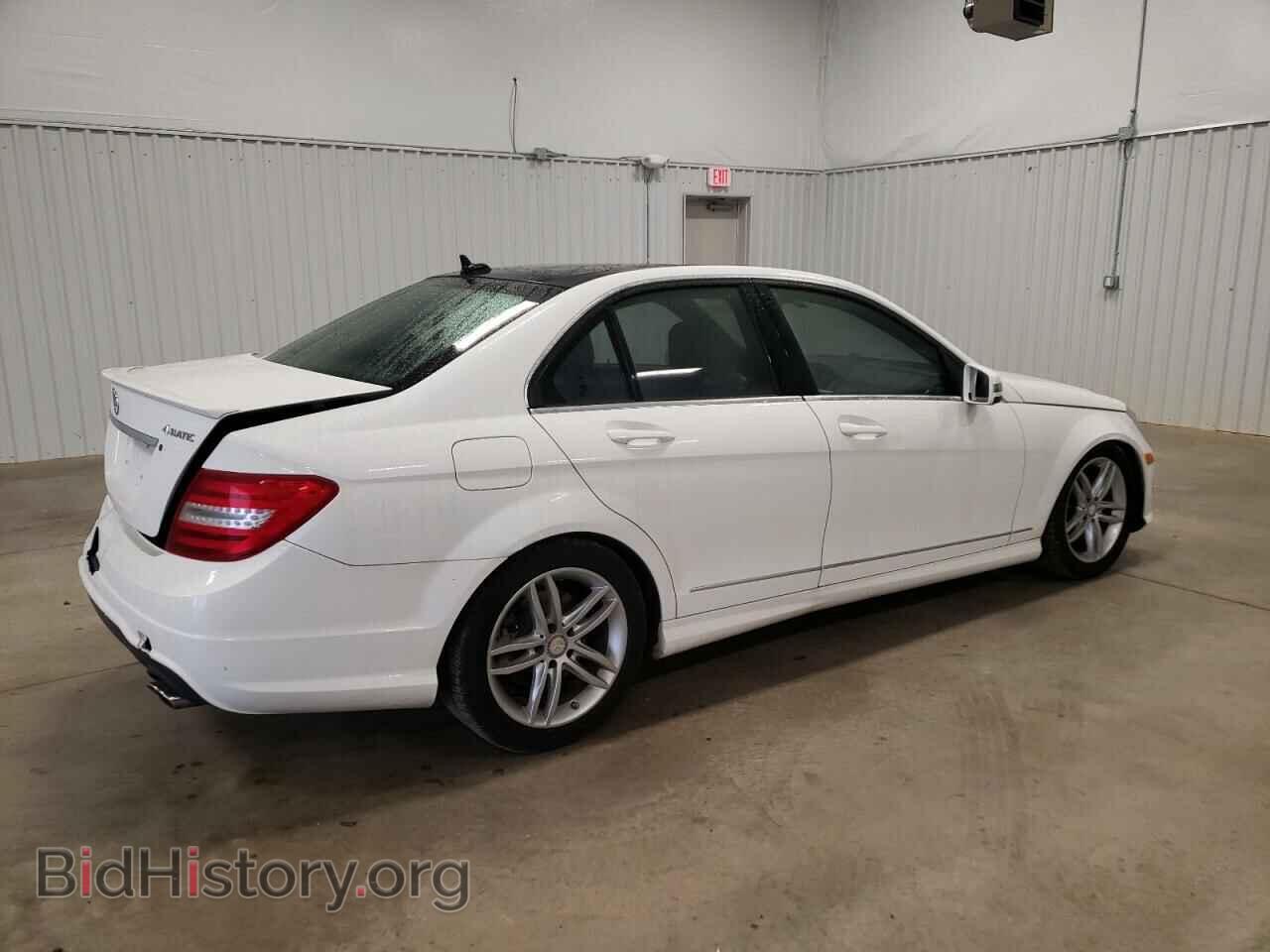 2013 MERCEDES-BENZ C-CLASS - VIN: WDDGF8AB6DR246022 - Фото 3