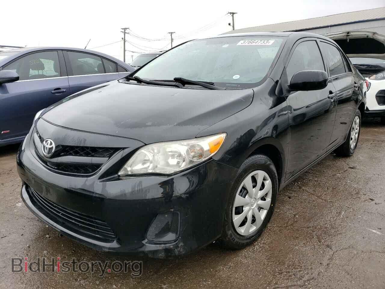 Photo 2T1BU4EEXBC600557 - TOYOTA COROLLA 2011