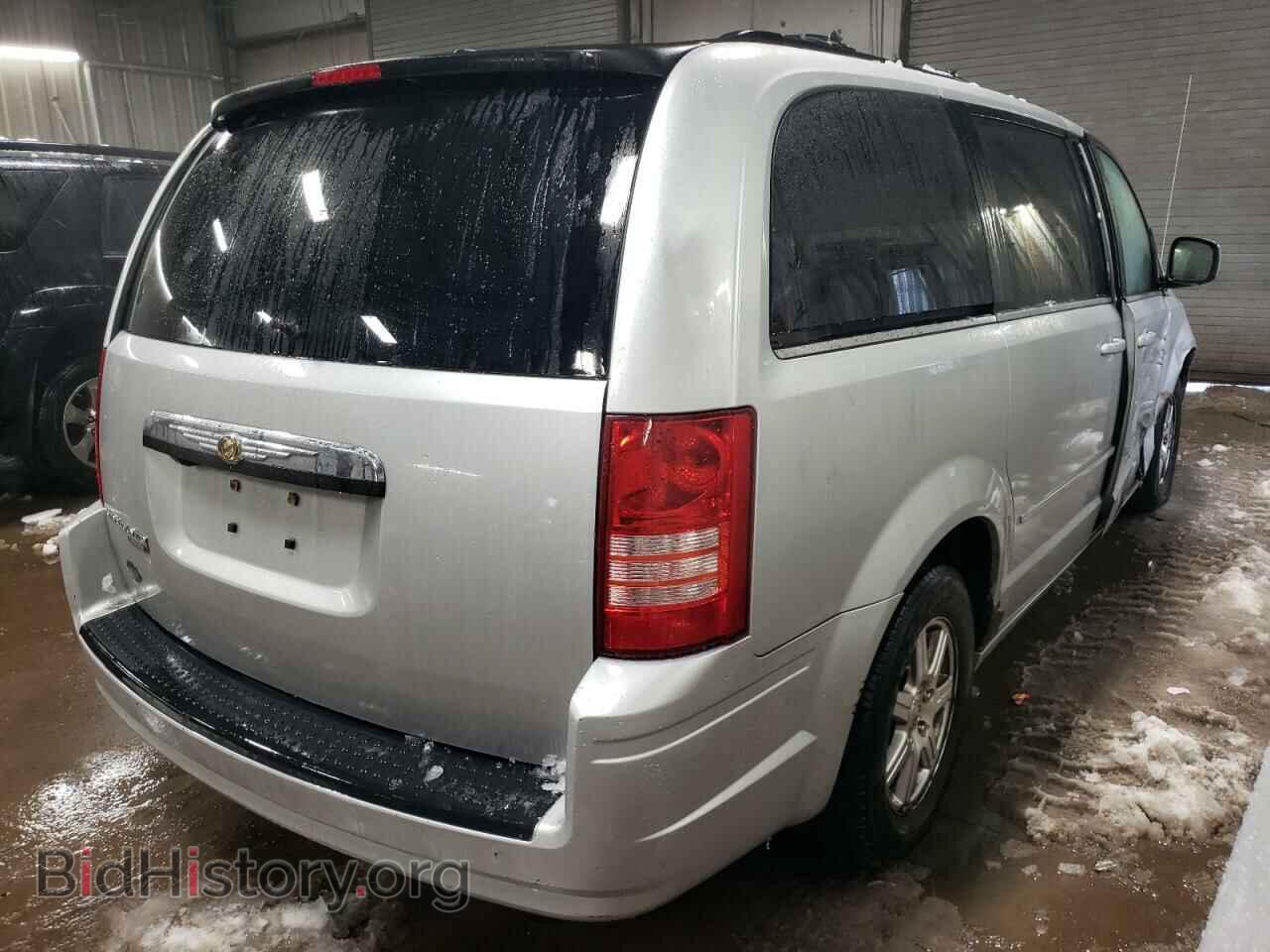 2008 CHRYSLER MINIVAN - VIN: 2A8HR54P98R823095 - Фото 3