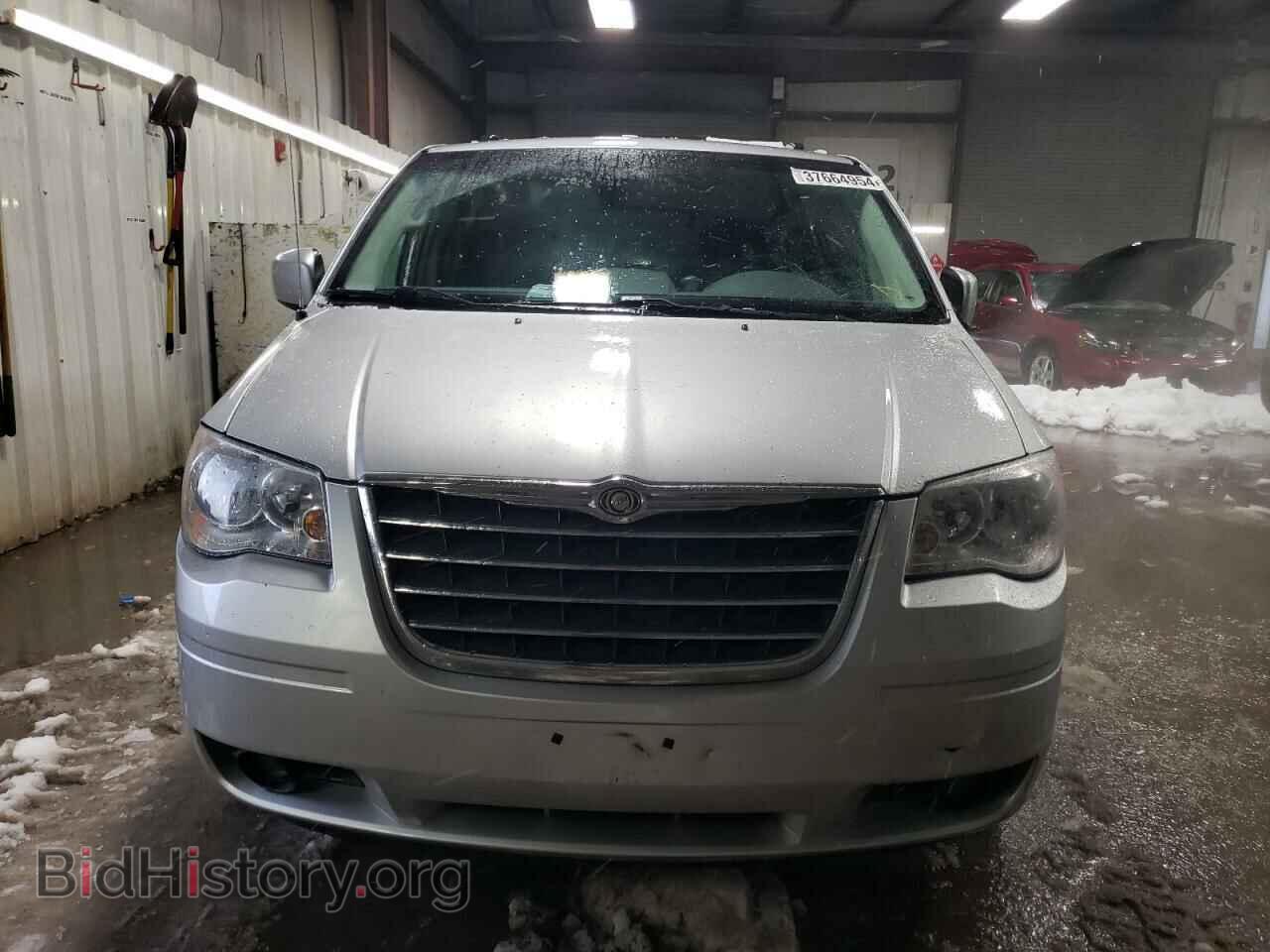 2008 CHRYSLER MINIVAN - VIN: 2A8HR54P98R823095 - Фото 5