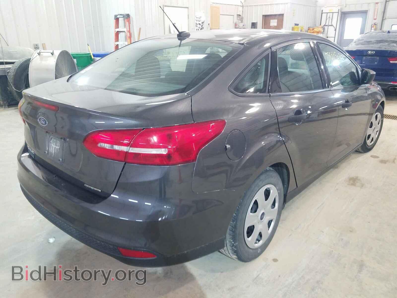 2016 FORD FOCUS - VIN: 1FADP3E24GL235752 - Фото 4