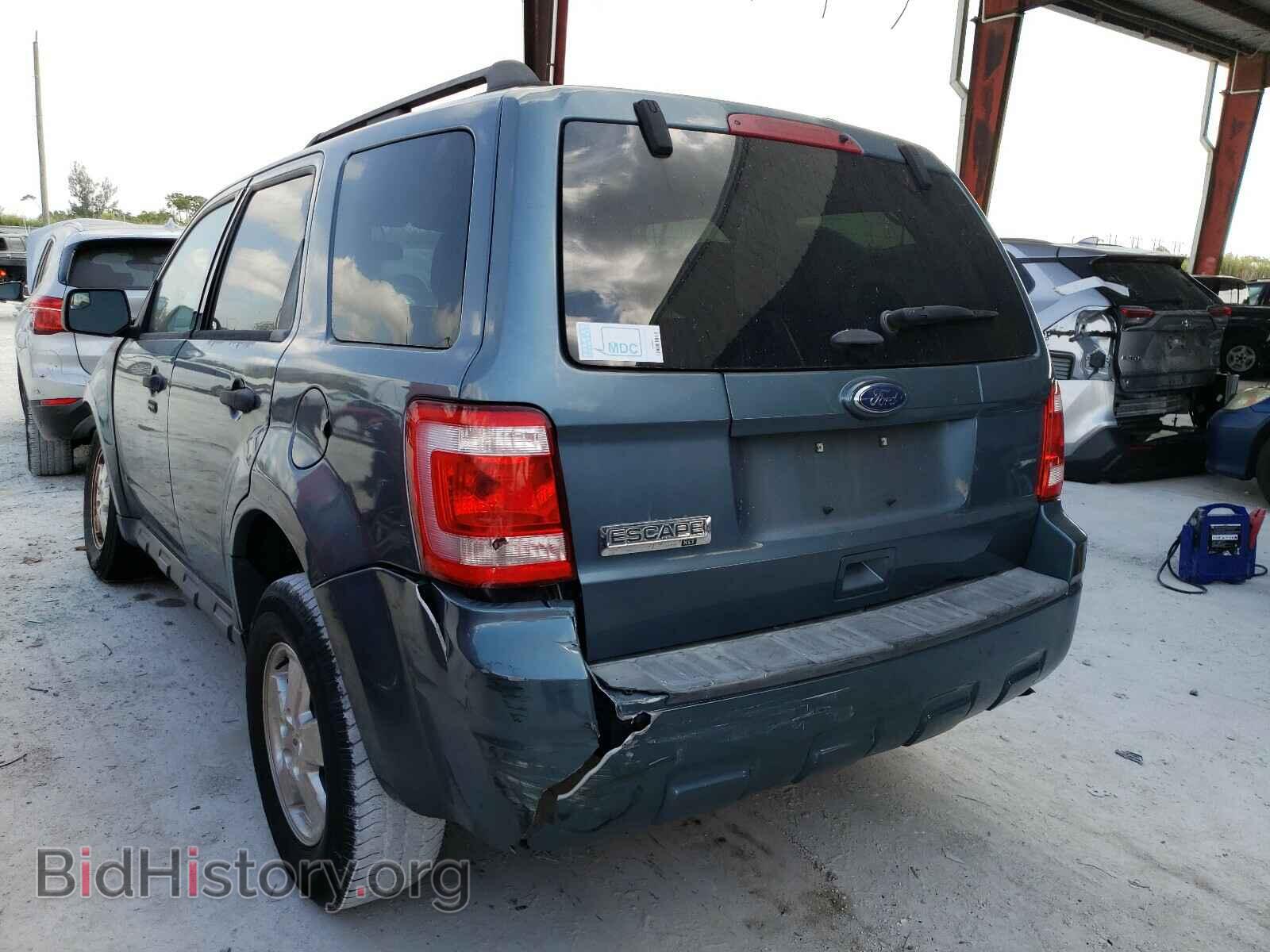 2011 FORD ESCAPE - VIN: 1FMCU0D75BKB66901 - Photo 3
