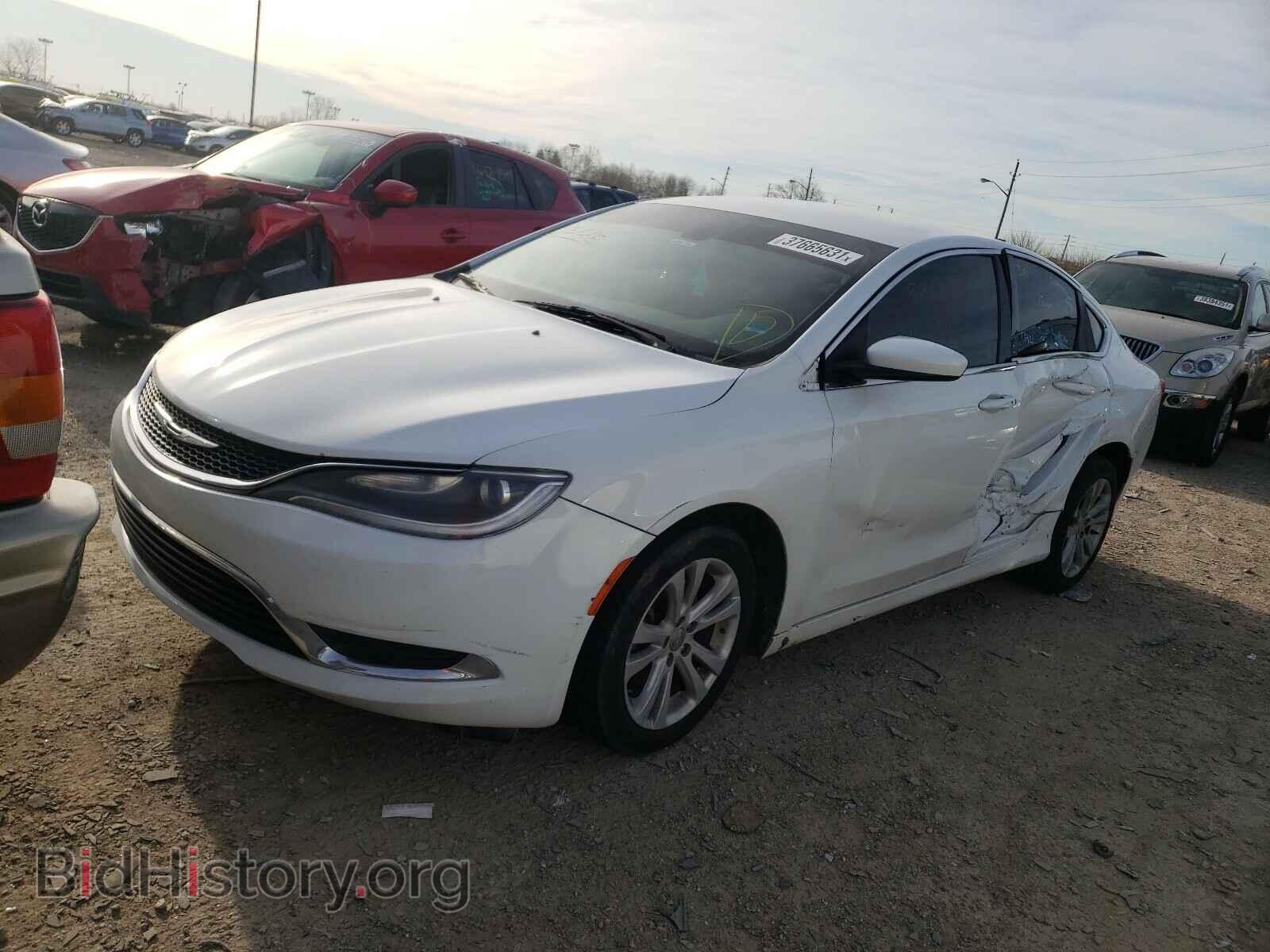 2015 CHRYSLER 200 - VIN: 1C3CCCAB5FN597636 - Фото 2