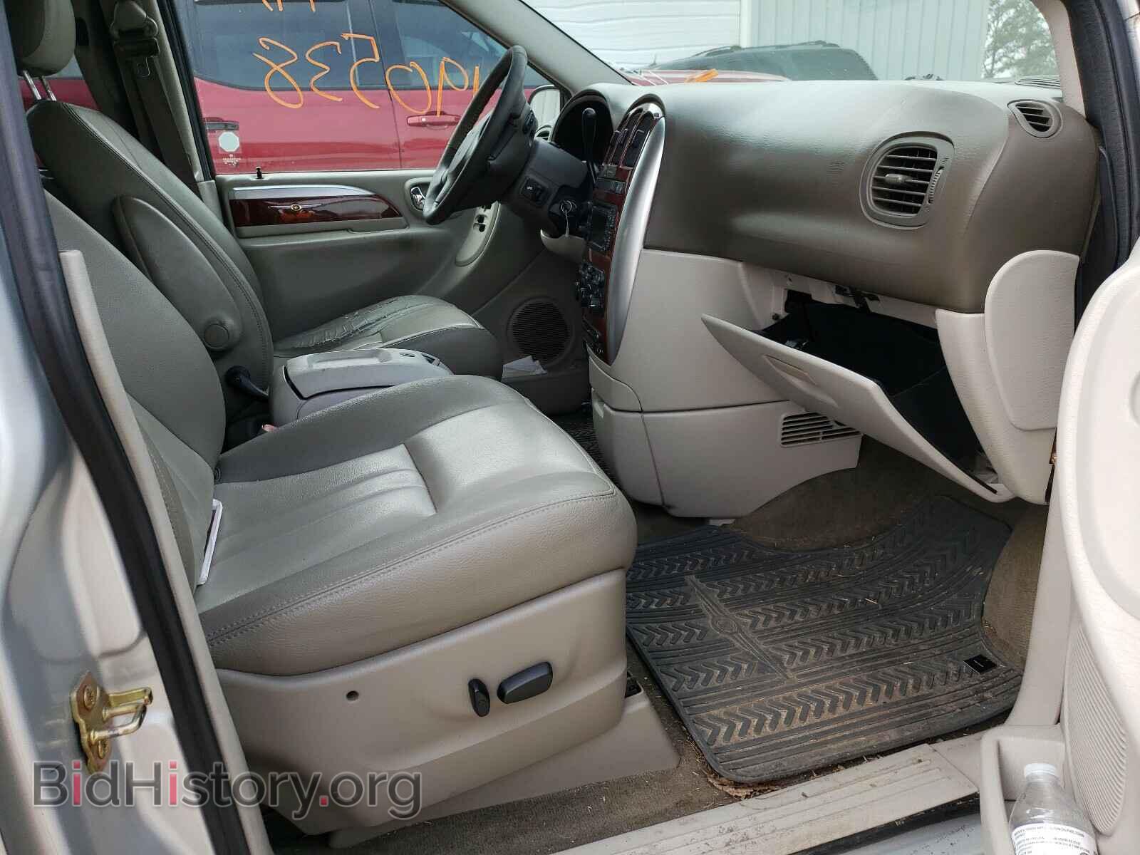 2006 CHRYSLER MINIVAN - VIN: 2A4GP54L66R703851 - Фото 5