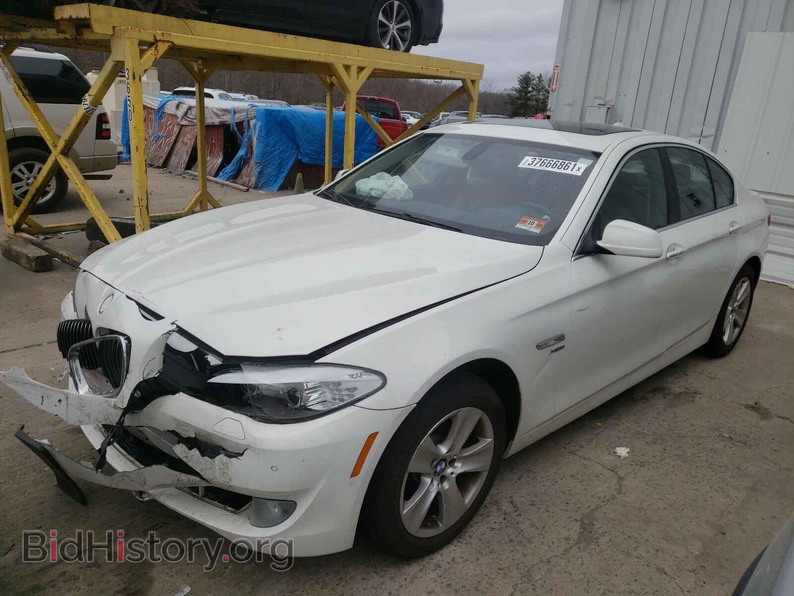 2012 BMW 5 SERIES - VIN: WBAXH5C54CDW02003 - Фото 2