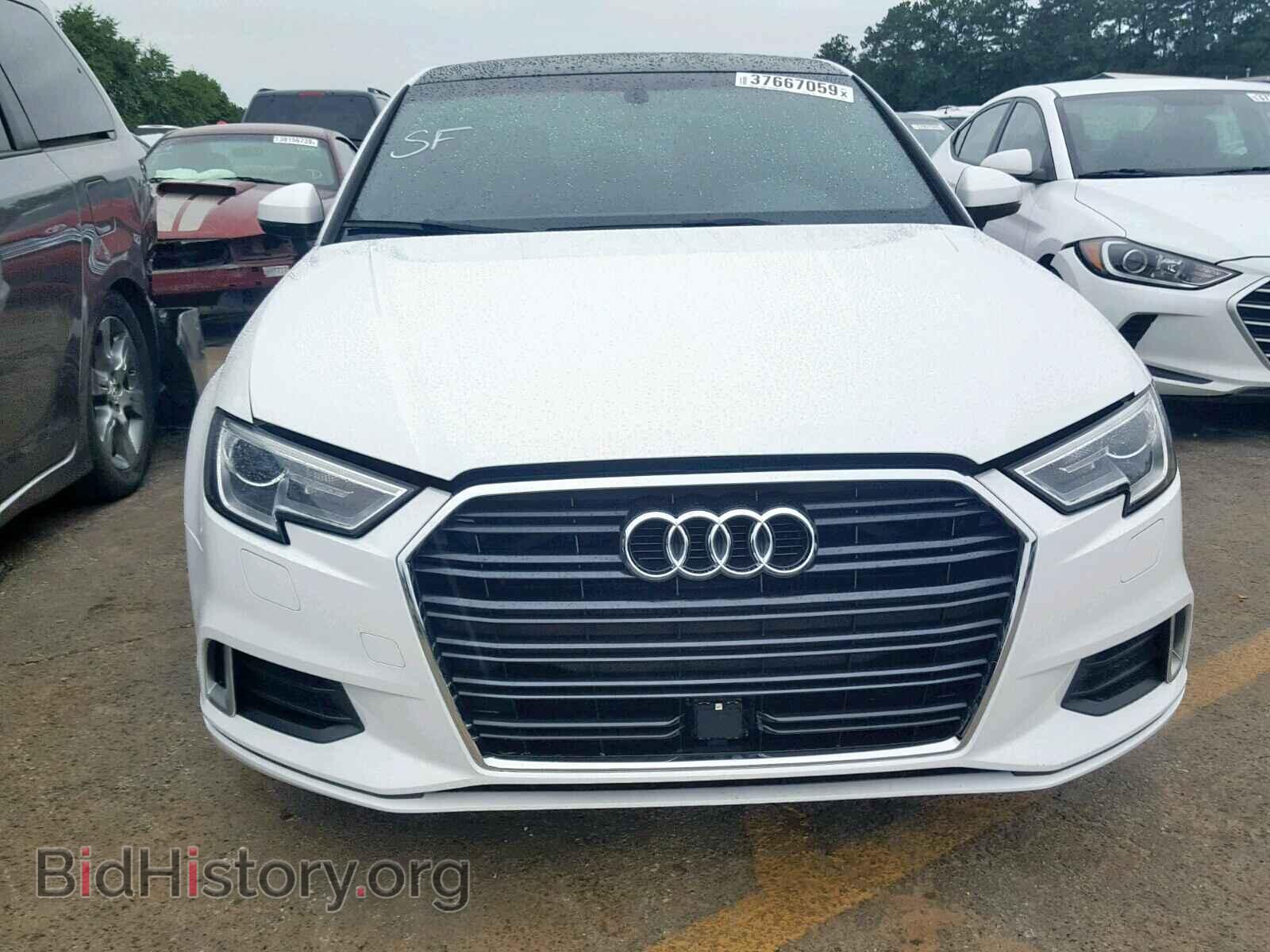 2017 AUDI A3 - VIN: WAUAUGFF8H1055943 - Фото 9