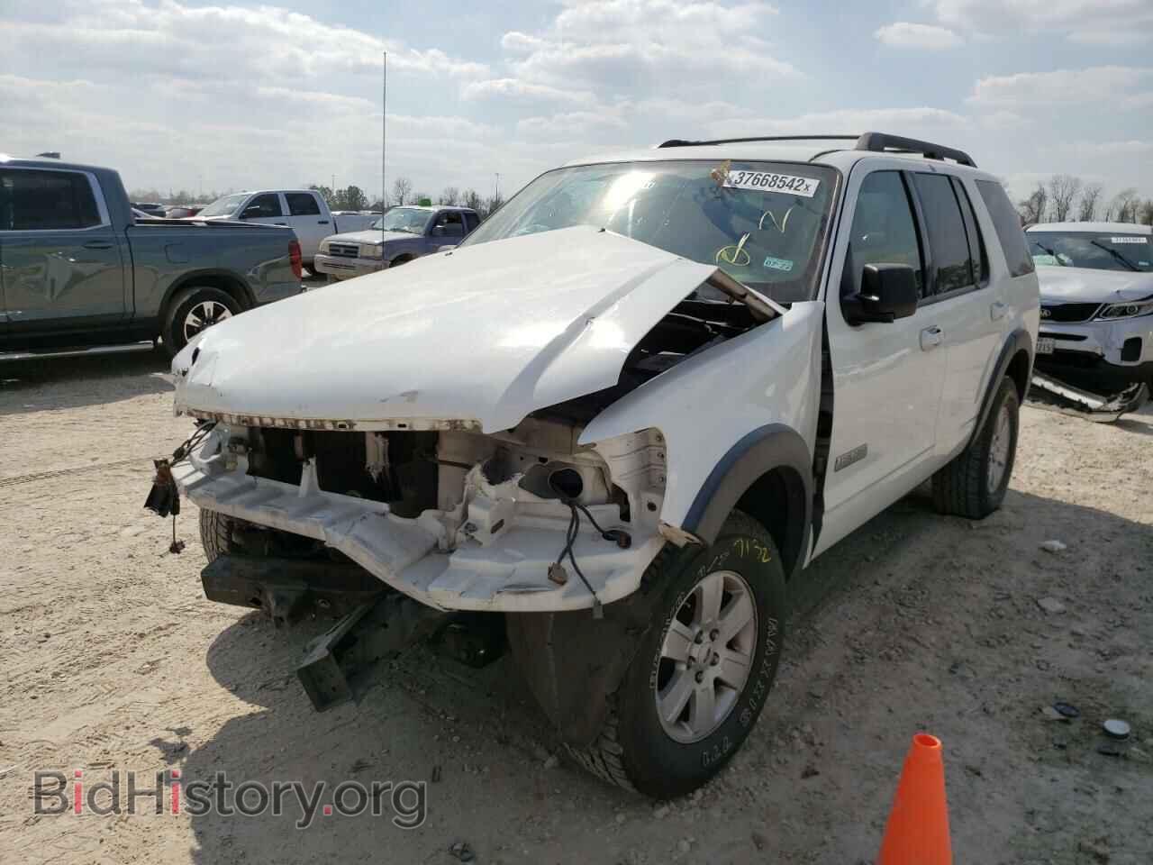 2007 FORD EXPLORER - VIN: 1FMEU63E47UA34204 - Photo 2