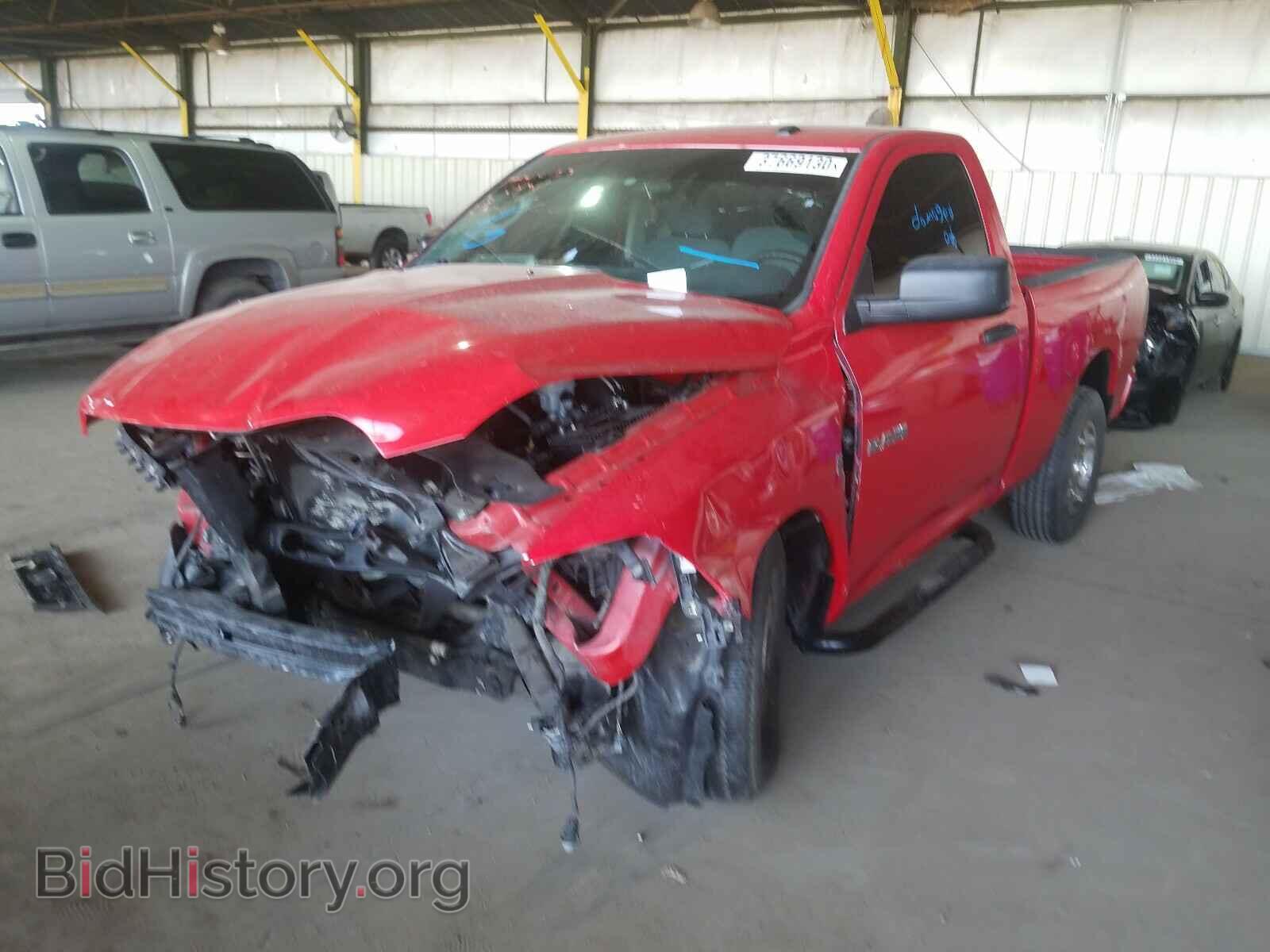 2014 RAM 1500 - VIN: 3C6JR6ATXEG190888 - Фото 2