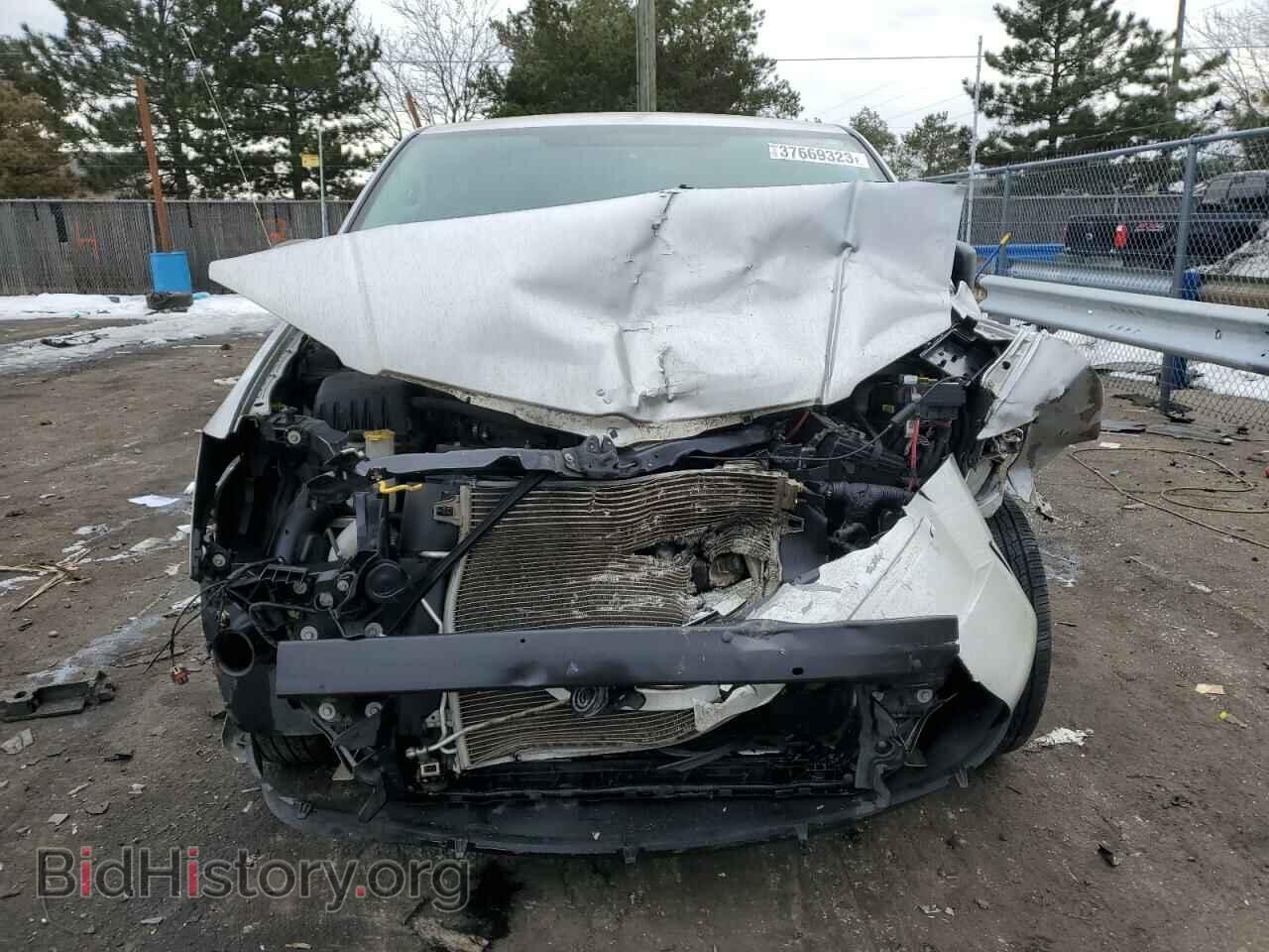 2008 CHRYSLER MINIVAN - VIN: 2A8HR44H18R652121 - Фото 5