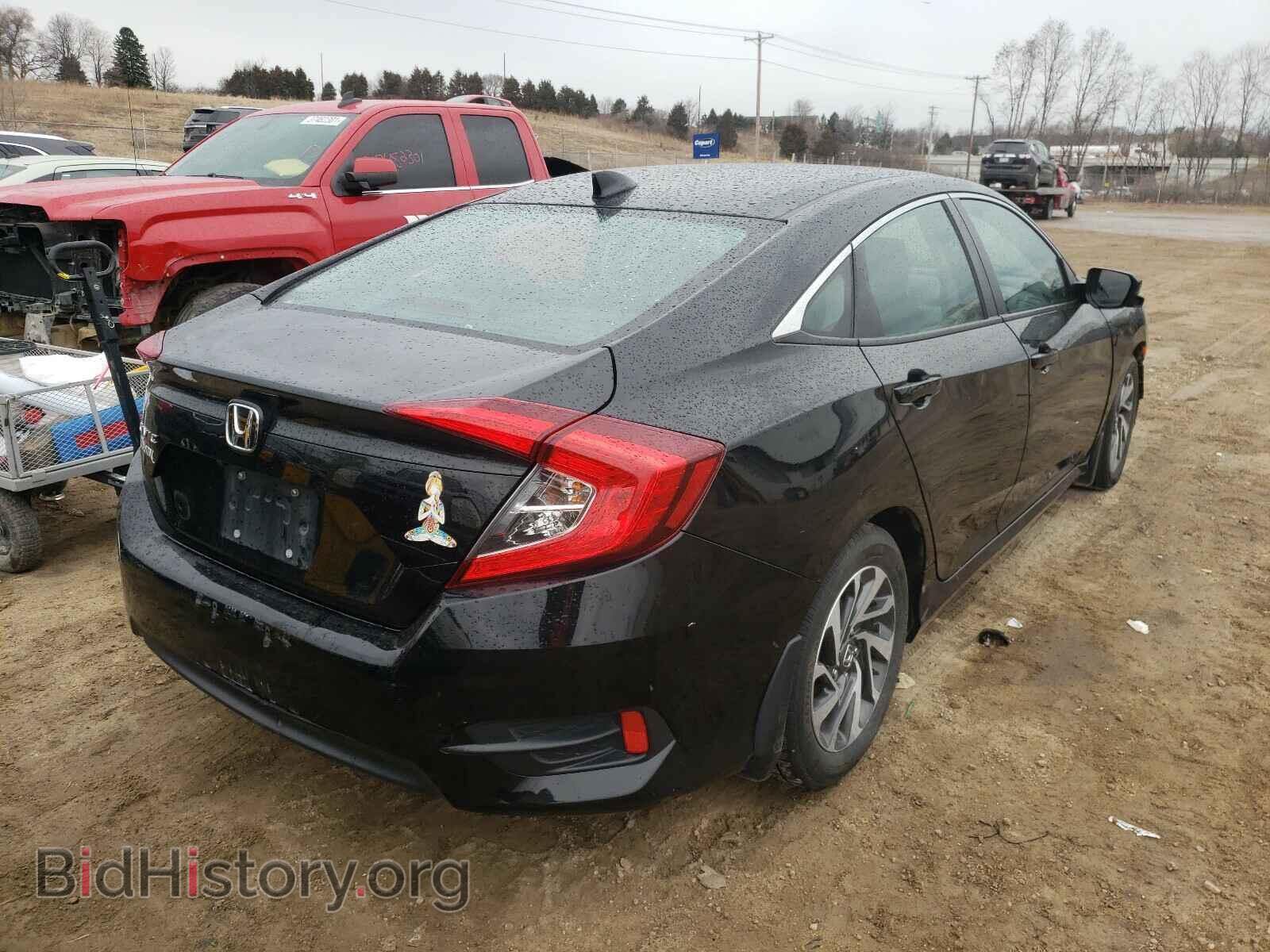 2017 HONDA CIVIC - VIN: 19XFC2F78HE004432 - Фото 4