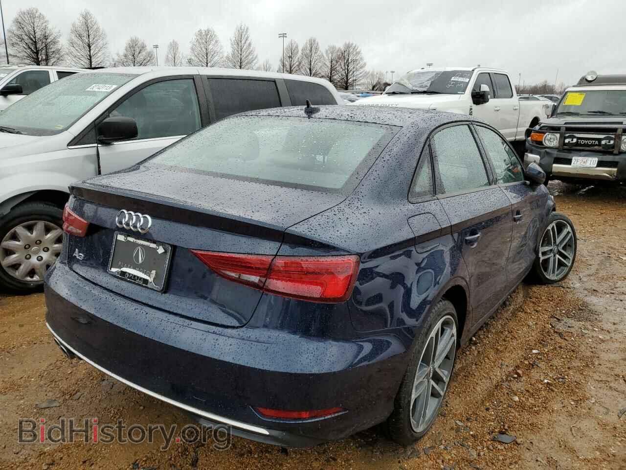 2018 AUDI A3 - VIN: WAUAUGFFXJ1029740 - Фото 3