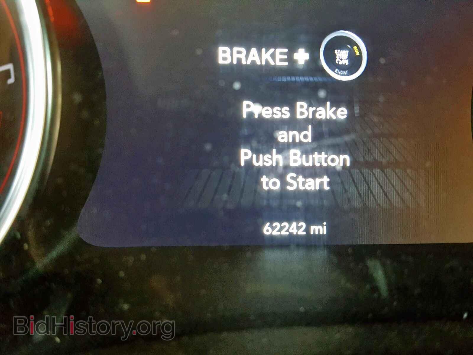 2017 DODGE CHALLENGER - VIN: 2C3CDZAGXHH600828 - Фото 8