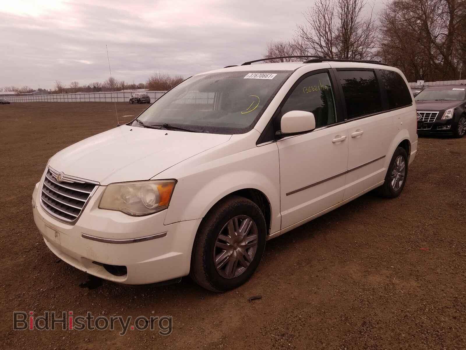 2010 CHRYSLER MINIVAN - VIN: 2A4RR5D10AR421067 - Фото 2