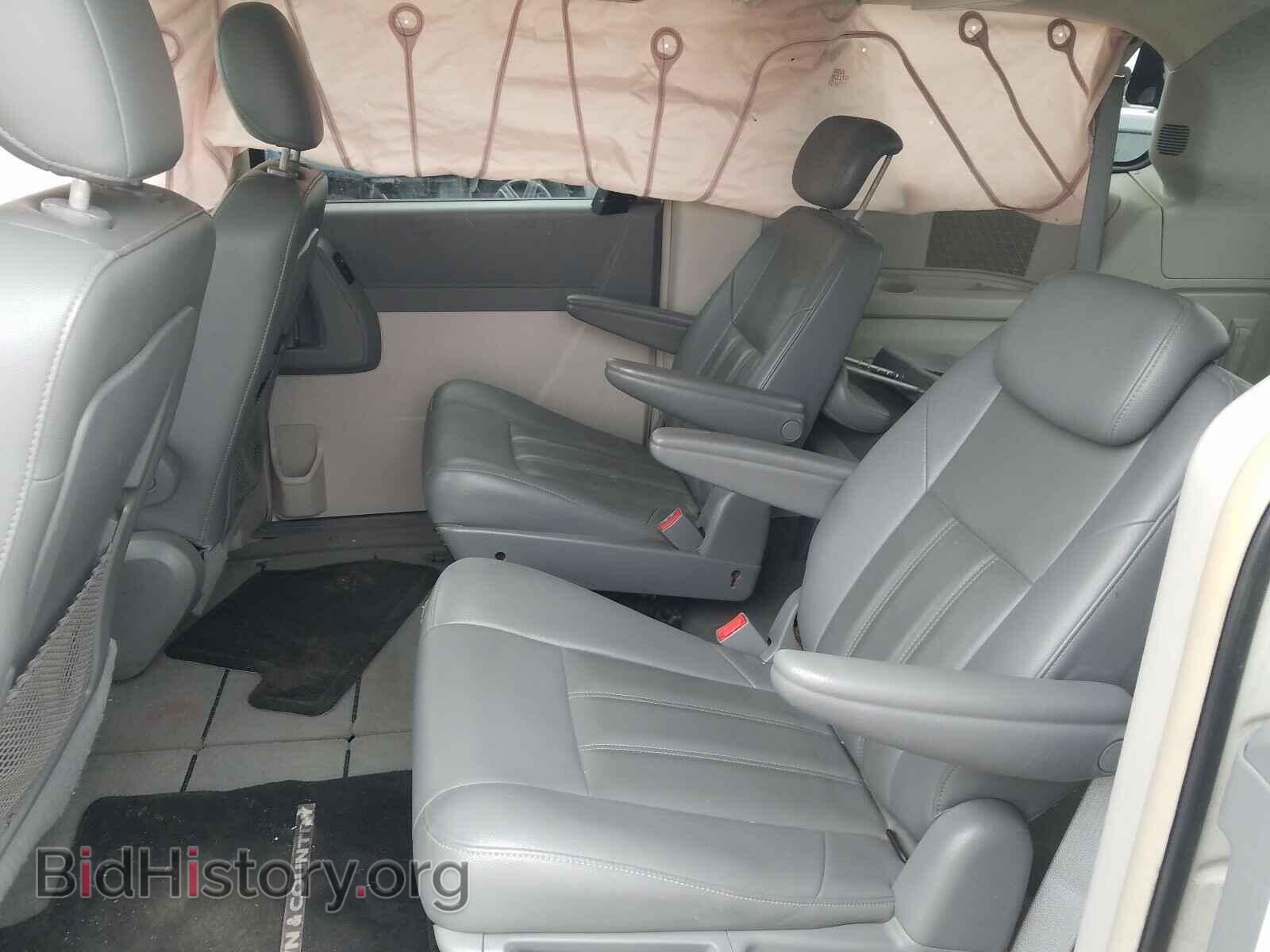 2010 CHRYSLER MINIVAN - VIN: 2A4RR5D10AR421067 - Фото 6
