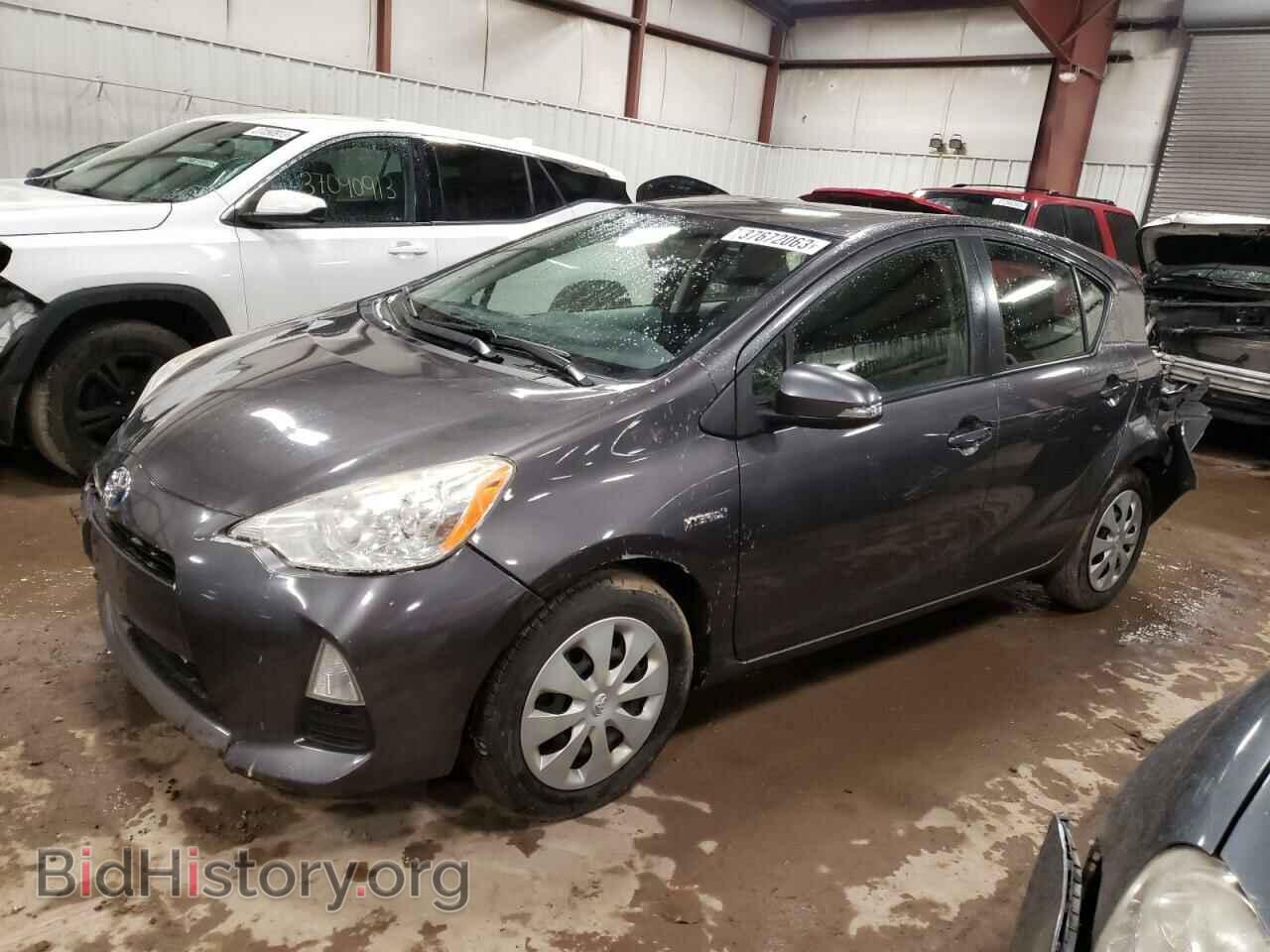Фотография JTDKDTB30D1536338 - TOYOTA PRIUS 2013