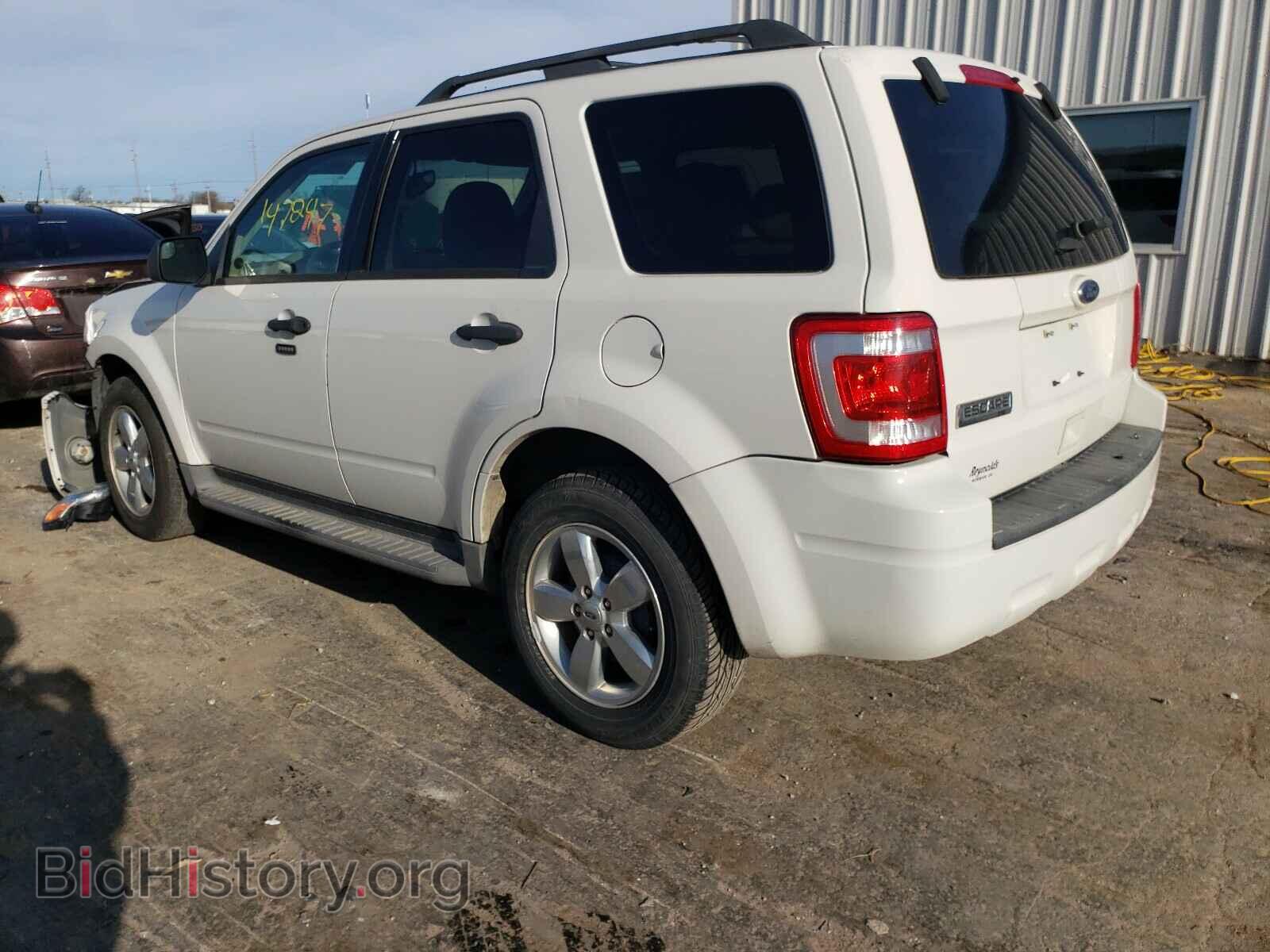 2011 FORD ESCAPE - VIN: 1FMCU0D73BKC37559 - Фото 3