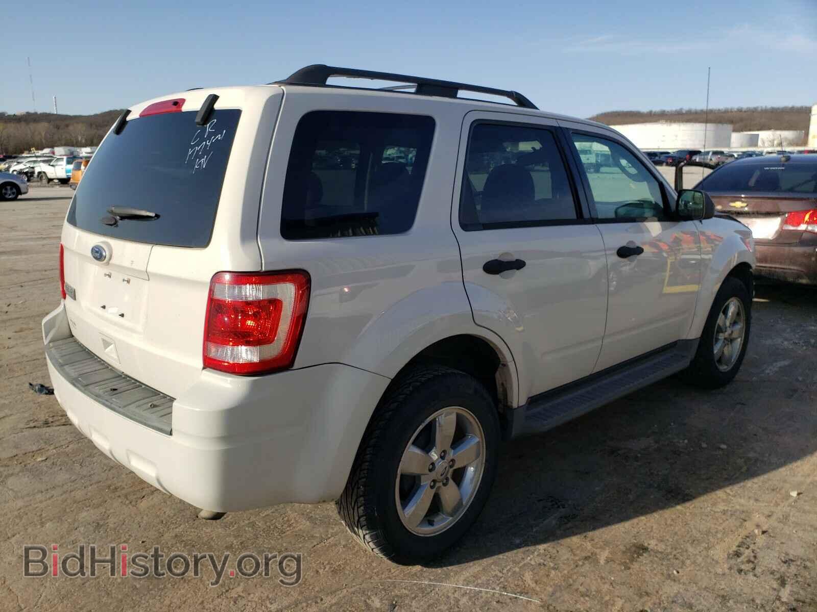 2011 FORD ESCAPE - VIN: 1FMCU0D73BKC37559 - Фото 4