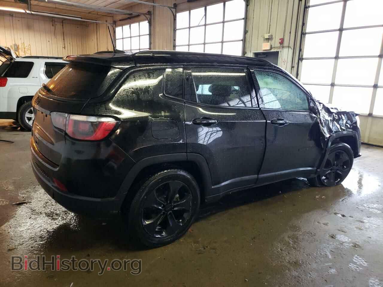 2019 JEEP COMPASS - VIN: 3C4NJDBB6KT696328 - Фото 3