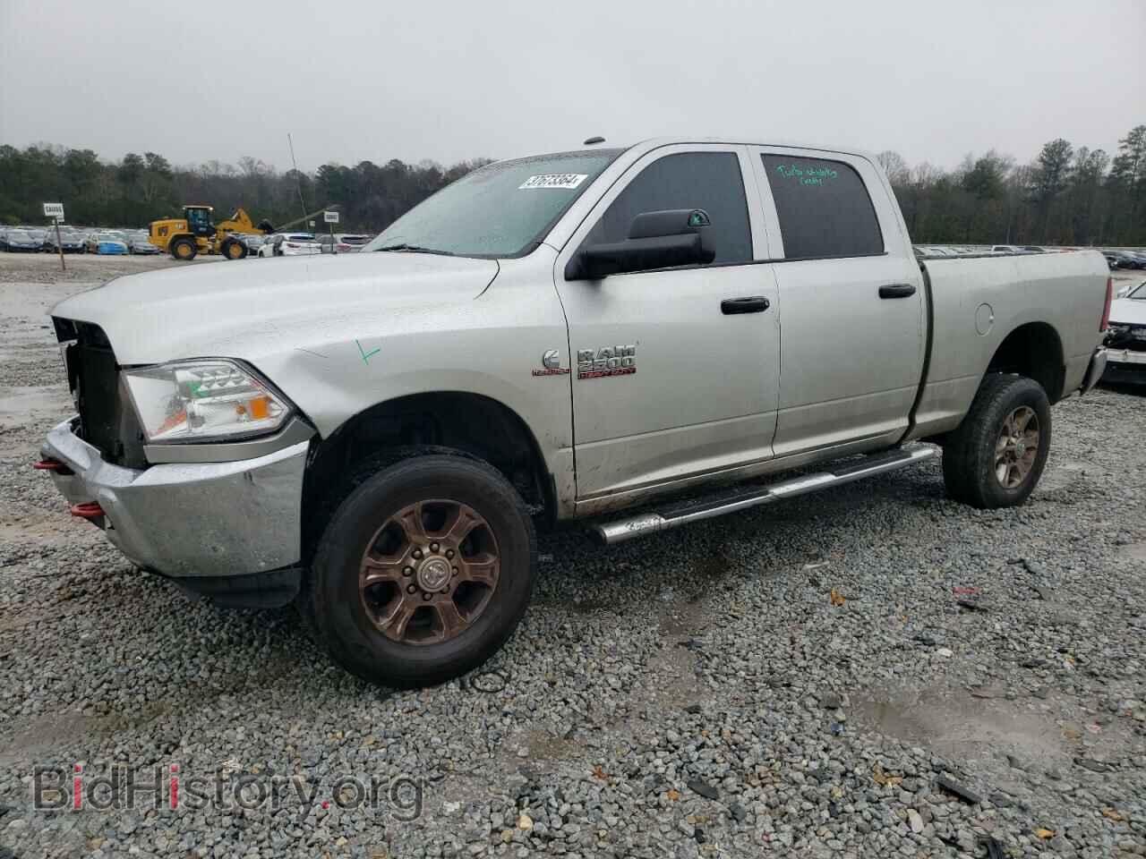 Photo 3C6UR5CL2GG380076 - RAM All Models 2016