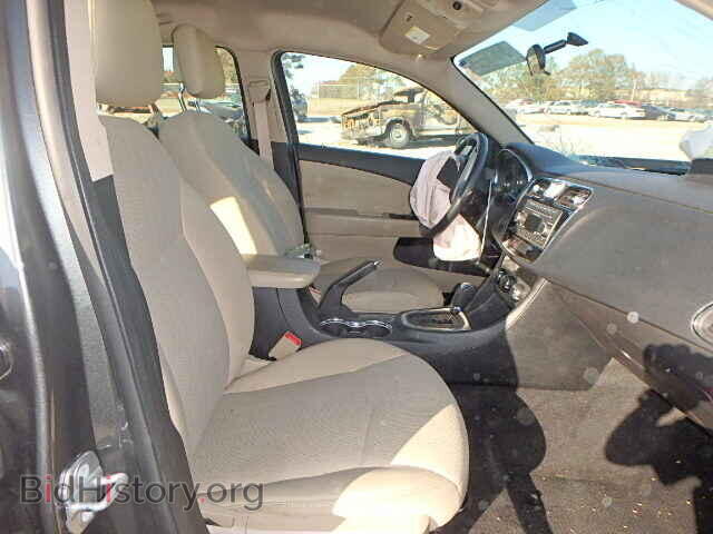 2012 CHRYSLER 200 - VIN: 1C3CCBBB9CN177074 - Фото 5
