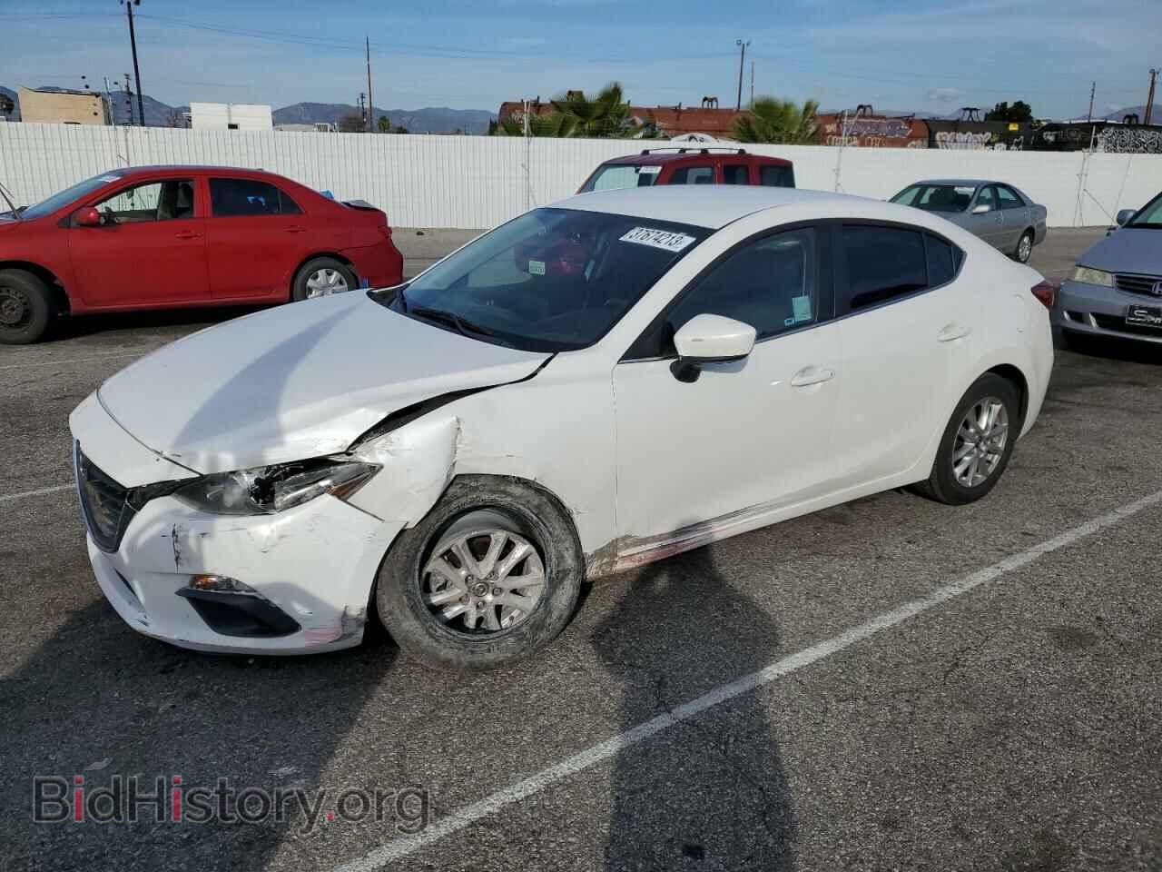 Photo JM1BM1U7XG1318304 - MAZDA 3 2016