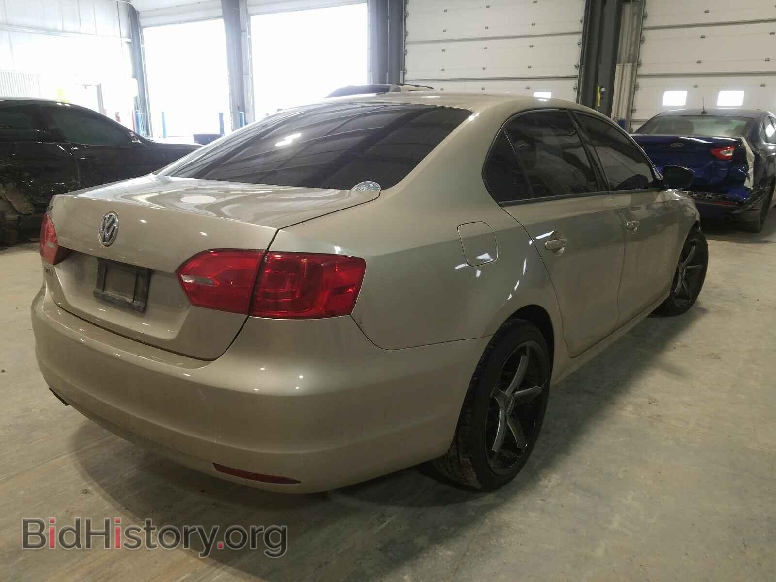 2013 VOLKSWAGEN JETTA - VIN: 3VW2K7AJ7DM302548 - Фото 4