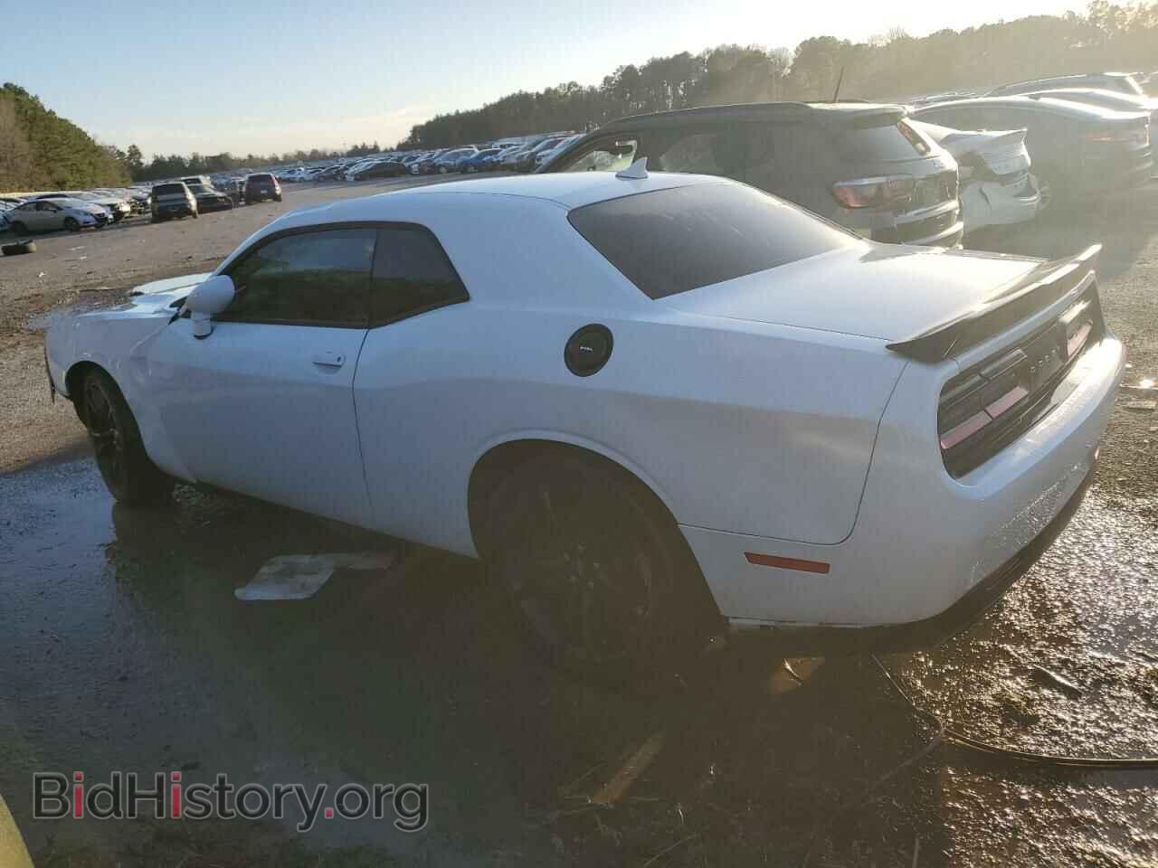 2018 DODGE CHALLENGER - VIN: 2C3CDZAG4JH204884 - Photo 2