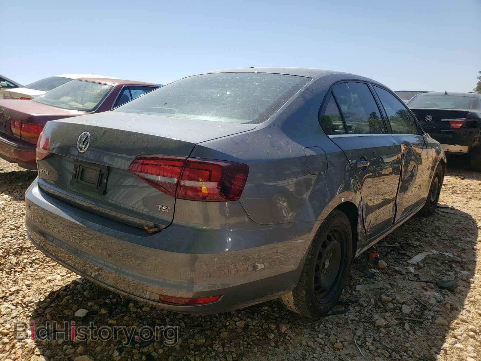 2017 VOLKSWAGEN JETTA - VIN: 3VW2B7AJXHM329328 - Фото 4