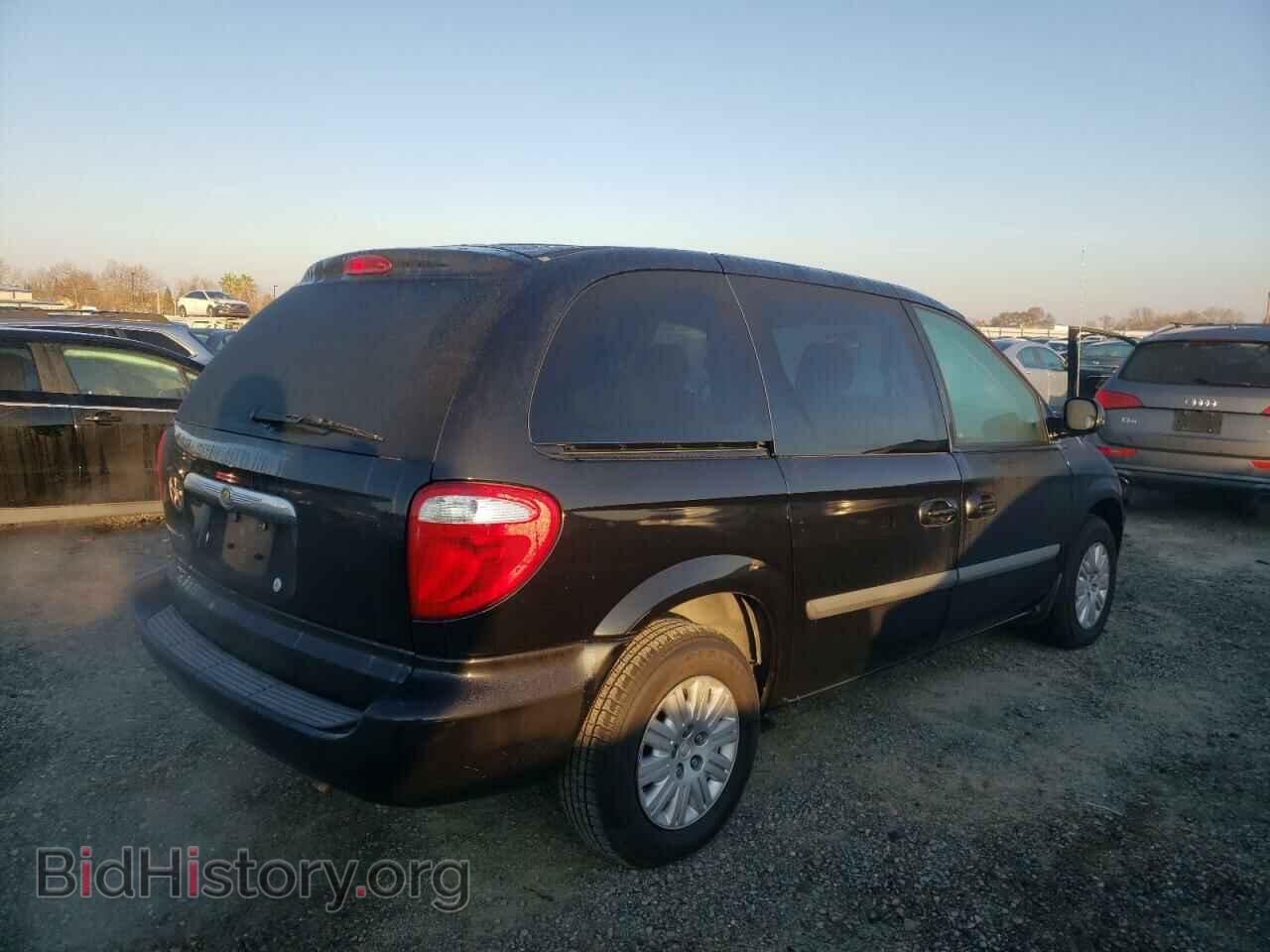 2006 CHRYSLER MINIVAN - VIN: 1A4GP45R56B757671 - Фото 3