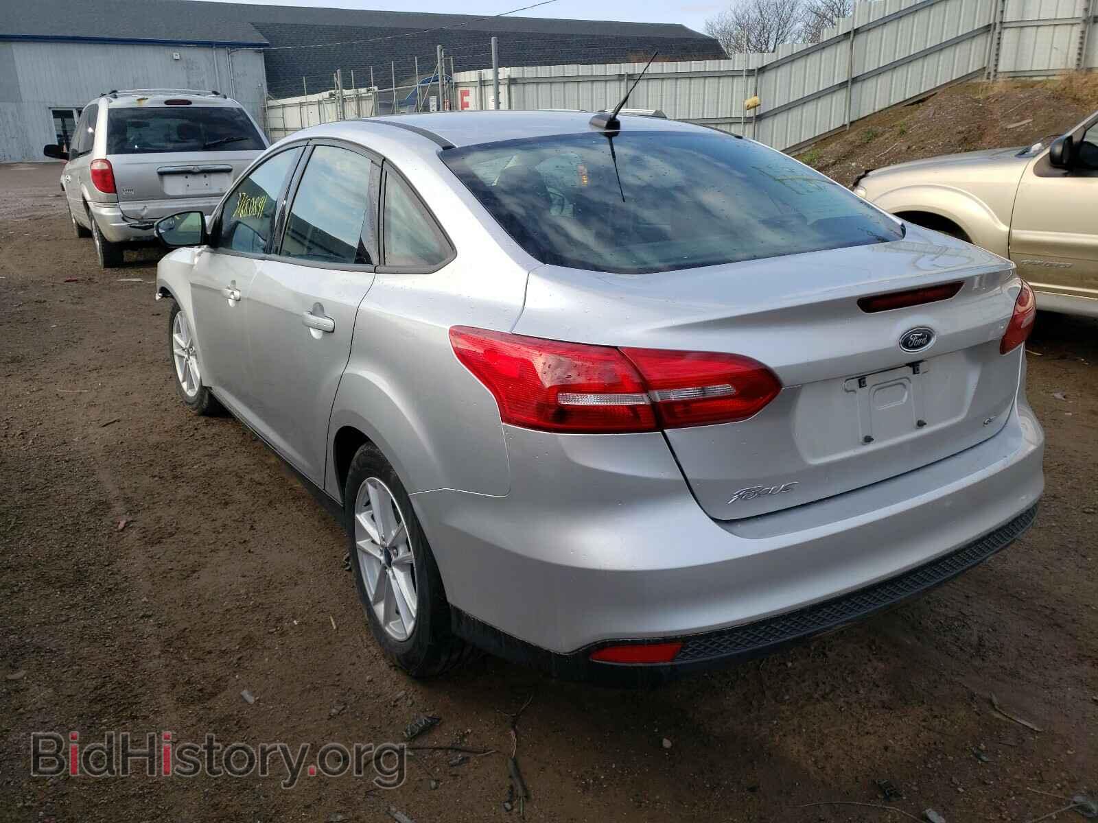 2017 FORD FOCUS - VIN: 1FADP3F24HL332370 - Фото 3