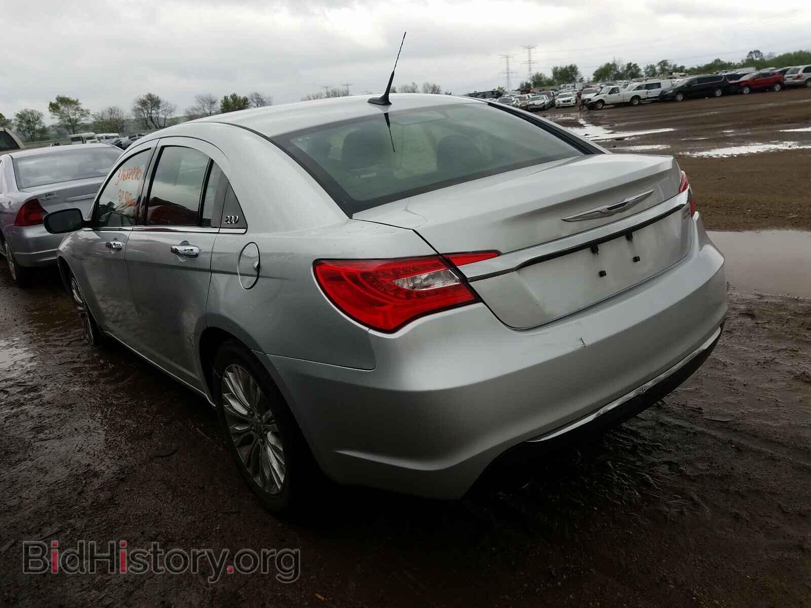 2011 CHRYSLER 200 - VIN: 1C3BC2FG3BN505251 - Фото 3