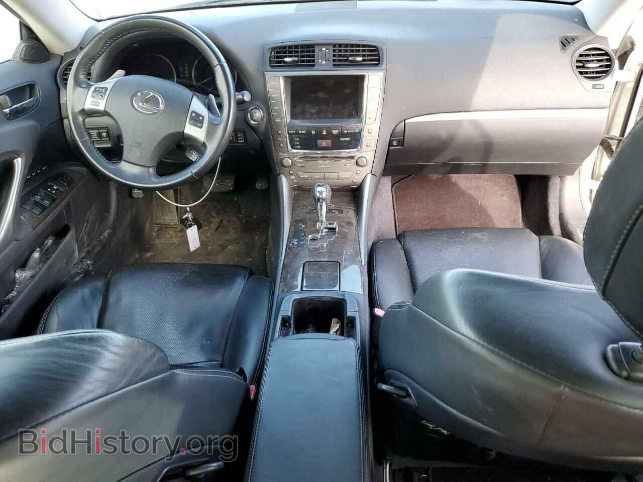 2011 LEXUS IS - VIN: JTHFE2C26B2506426 - Photo 8