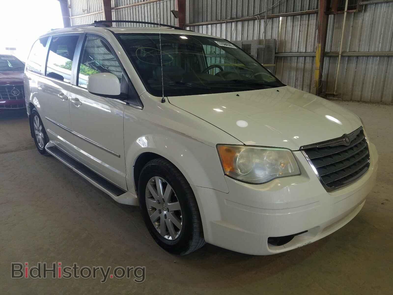 Фотография 2A4RR5D13AR130286 - CHRYSLER TOWN & COU 2010