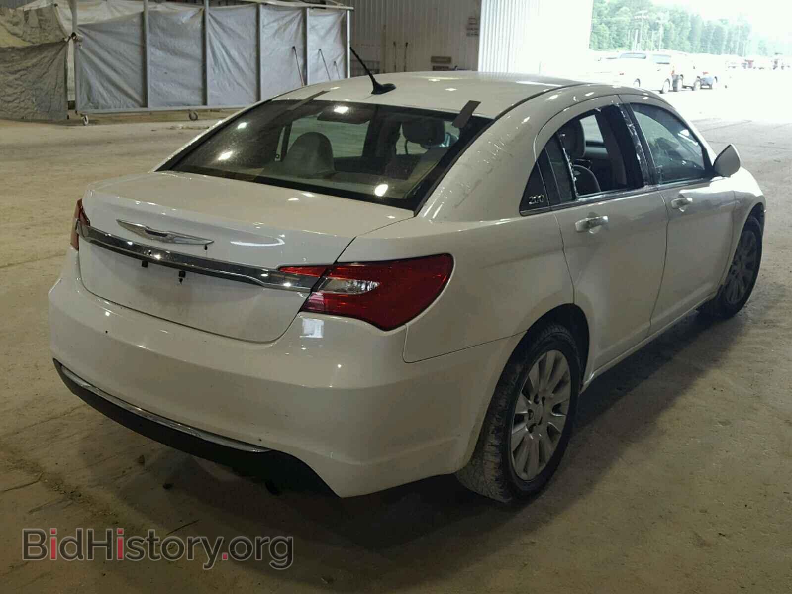 2014 CHRYSLER 200 - VIN: 1C3CCBAB2EN175851 - Фото 4