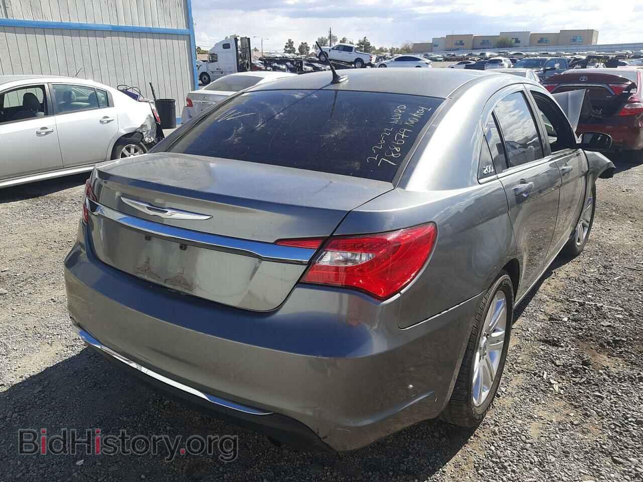 2012 CHRYSLER 200 - VIN: 1C3CCBAB2CN184255 - Фото 4