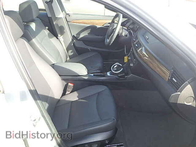 2014 BMW X1 - VIN: WBAVM1C56EVW49218 - Фото 5