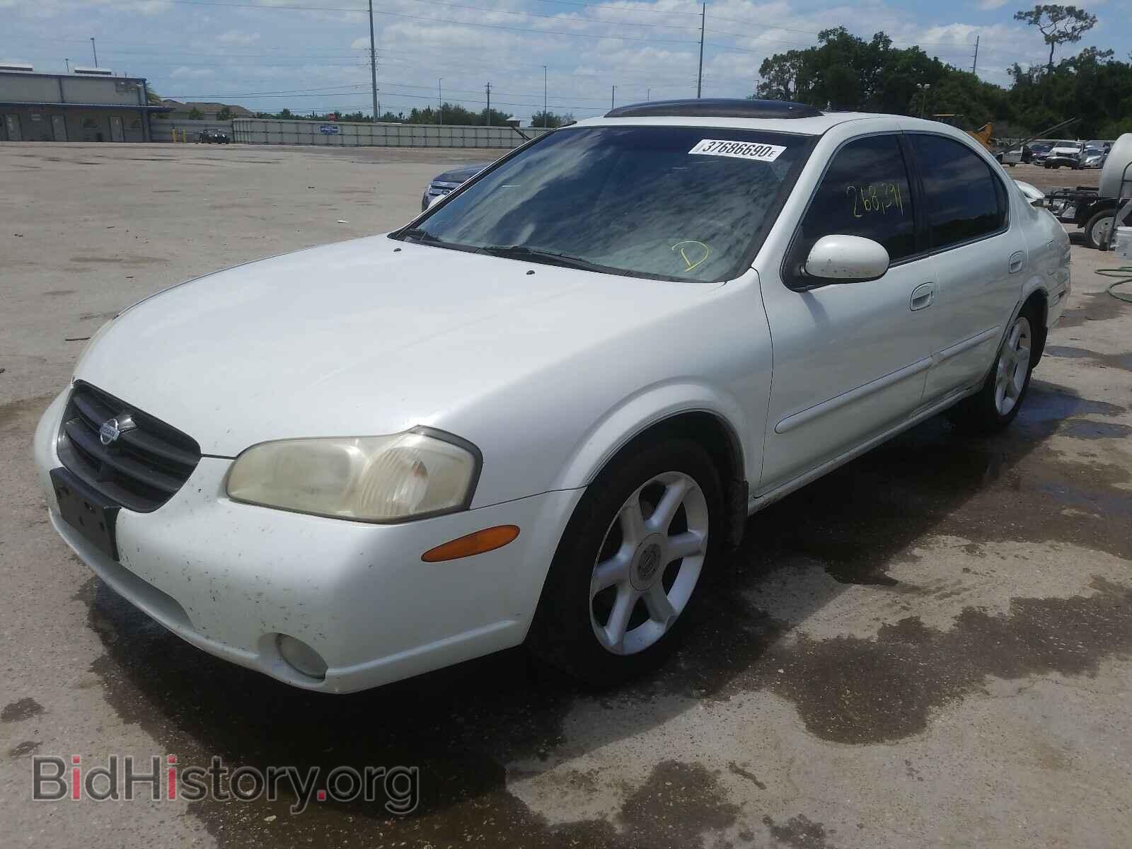 2000 NISSAN MAXIMA - VIN: JN1CA31D2YT523949 - Фото 2